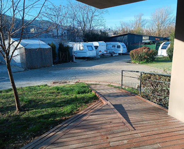 Misi Kamp Karavan fotoğraf 3